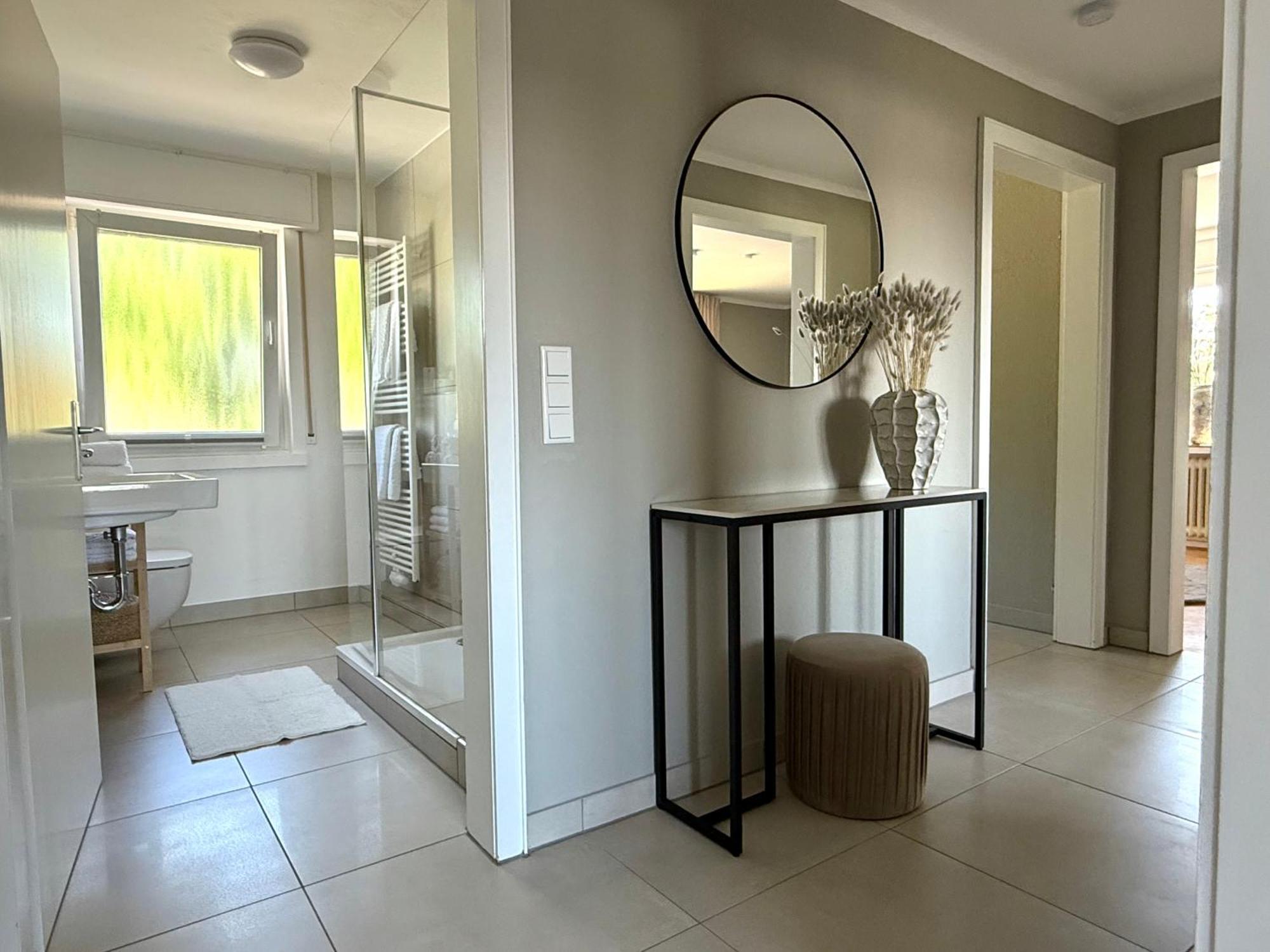 Schoene Ferienwohnung Ense Esterno foto